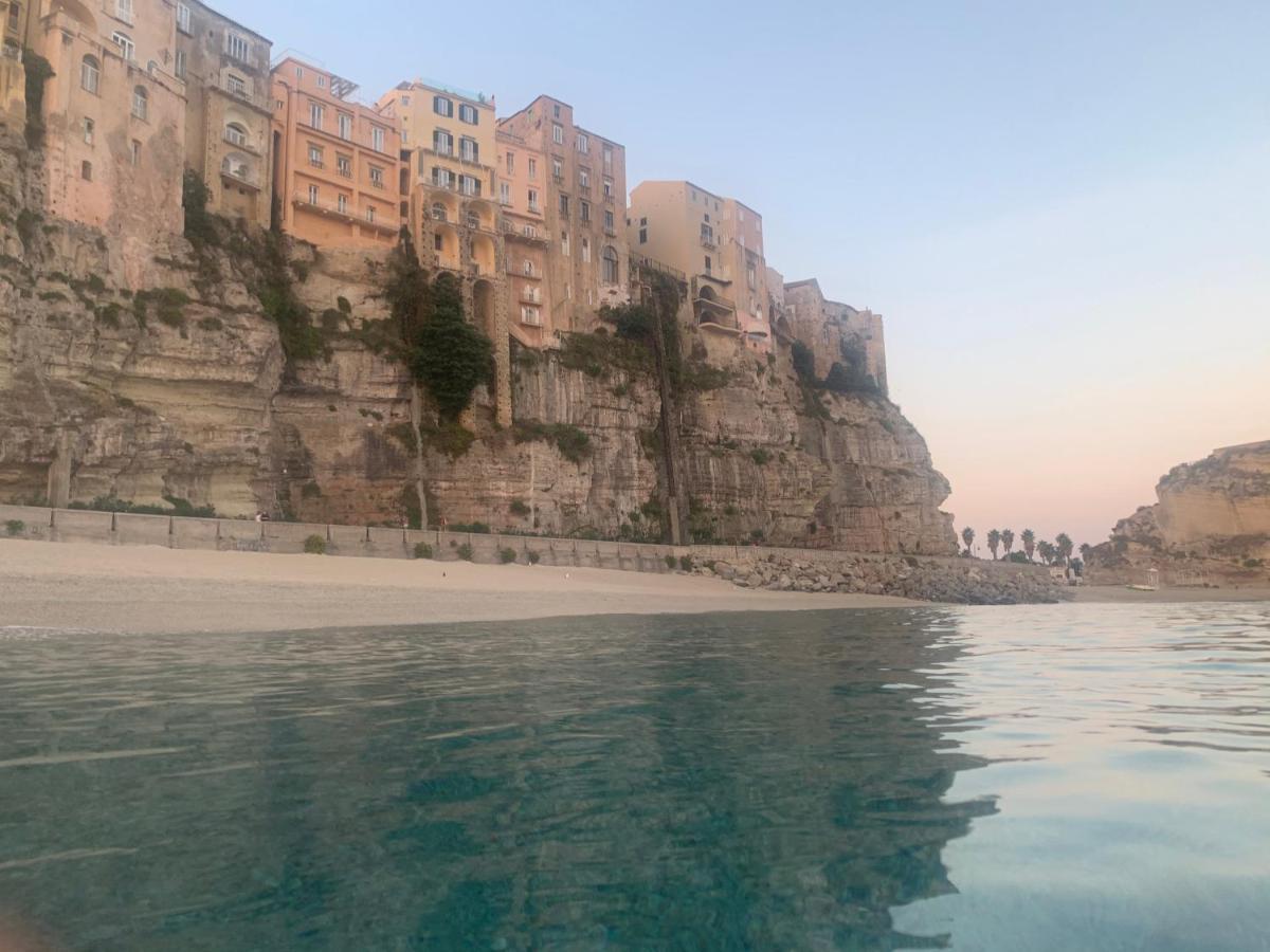 La Piazza Beb Bed & Breakfast Tropea Luaran gambar